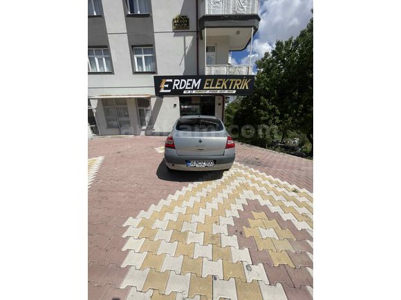 Sahibinden Renault Megane 1.4 Authentique 2006 Model 