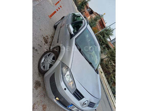 Sahibinden Renault Megane 1.6 Privilege 2006 Model