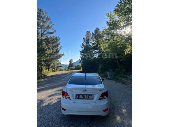 Sahibinden Hyundai Accent Blue 1.6 CRDI Mode Plus 2016 Model 