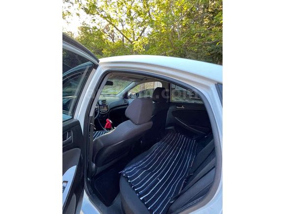 Sahibinden Hyundai Accent Blue 1.6 CRDI Mode Plus 2016 Model 