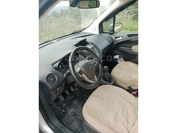 Sahibinden Ford Tourneo Courier 1.6 TDCi Titanium Plus 2016 Model  229.000 km Gri (Gümüş)