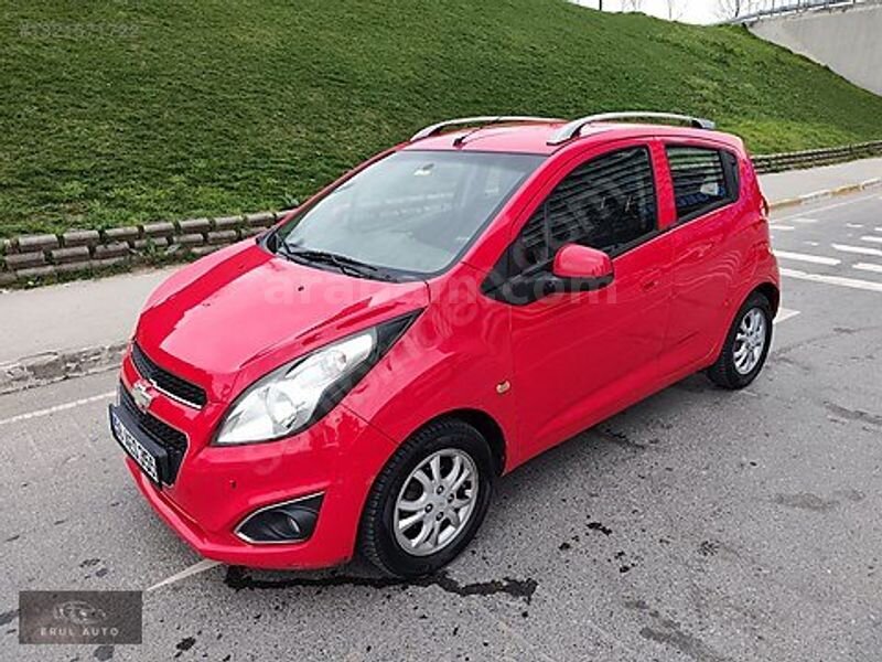 Galeriden Chevrolet Spark 1.2 LT 2013 Model İstanbul 202.000 km Kırmızı