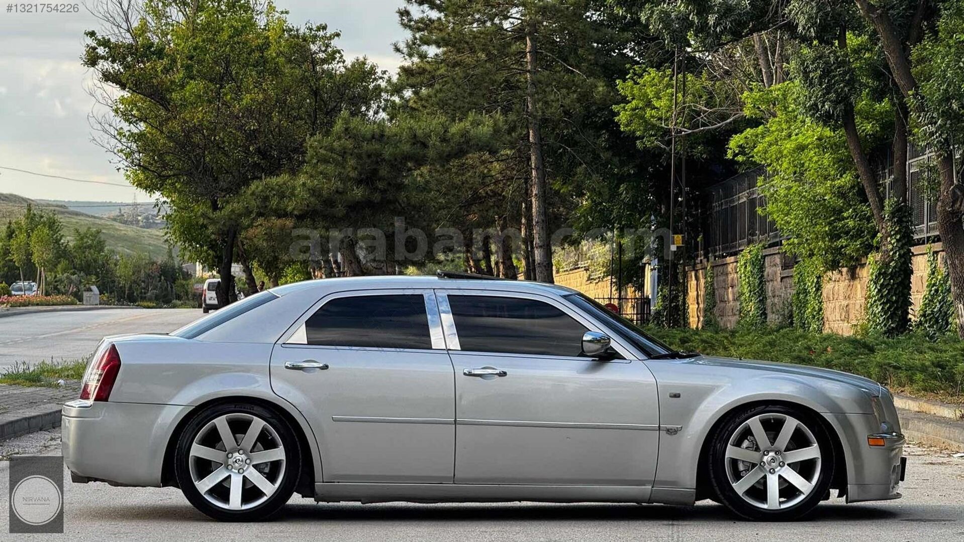 Galeriden Chrysler 300 C 2.7 2005 Model Ankara 297.000 km Gri 5