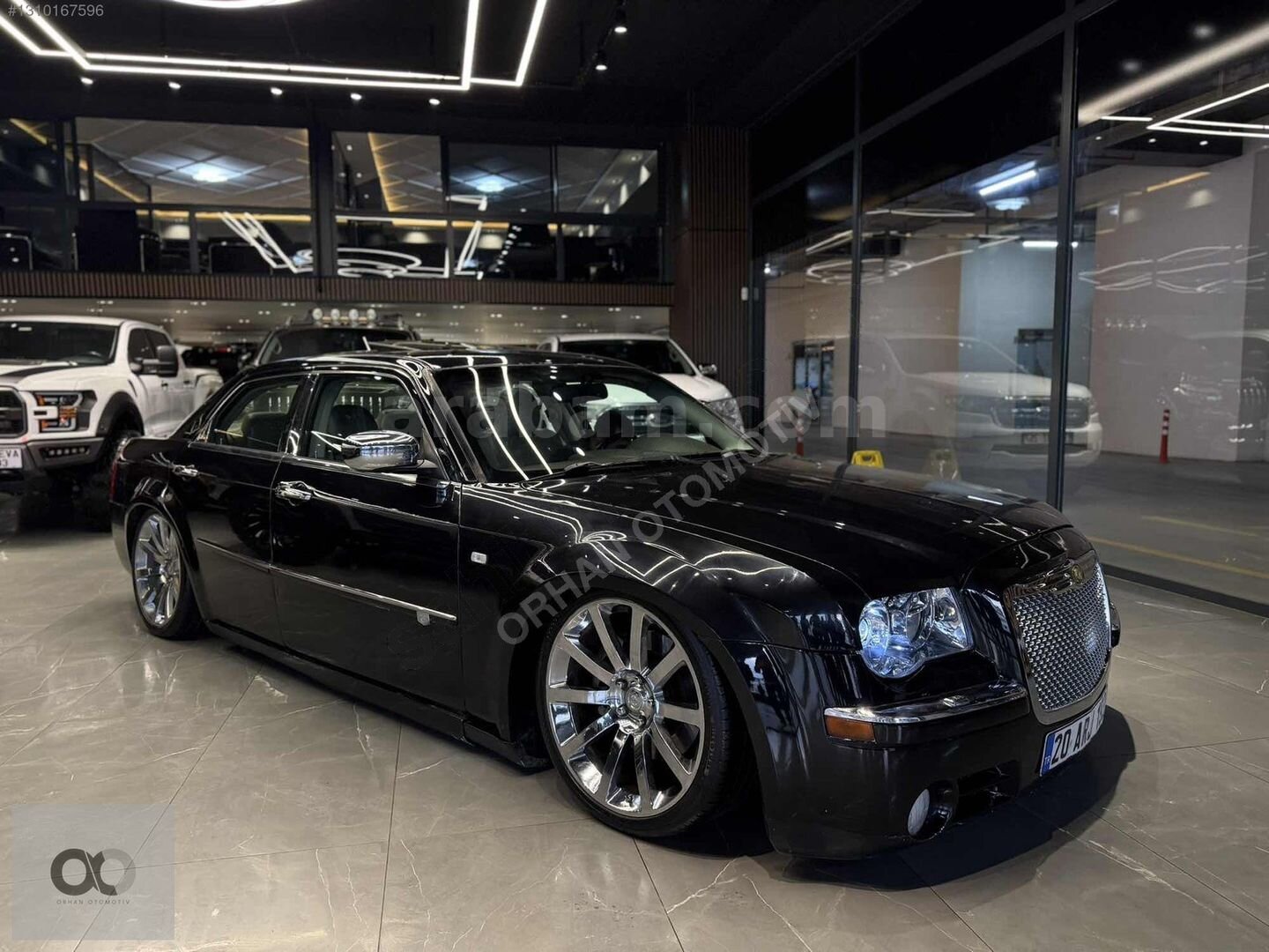 Galeriden Chrysler 300 C 3.0 CRD 2008 Model İstanbul 360.000 km Siyah 4