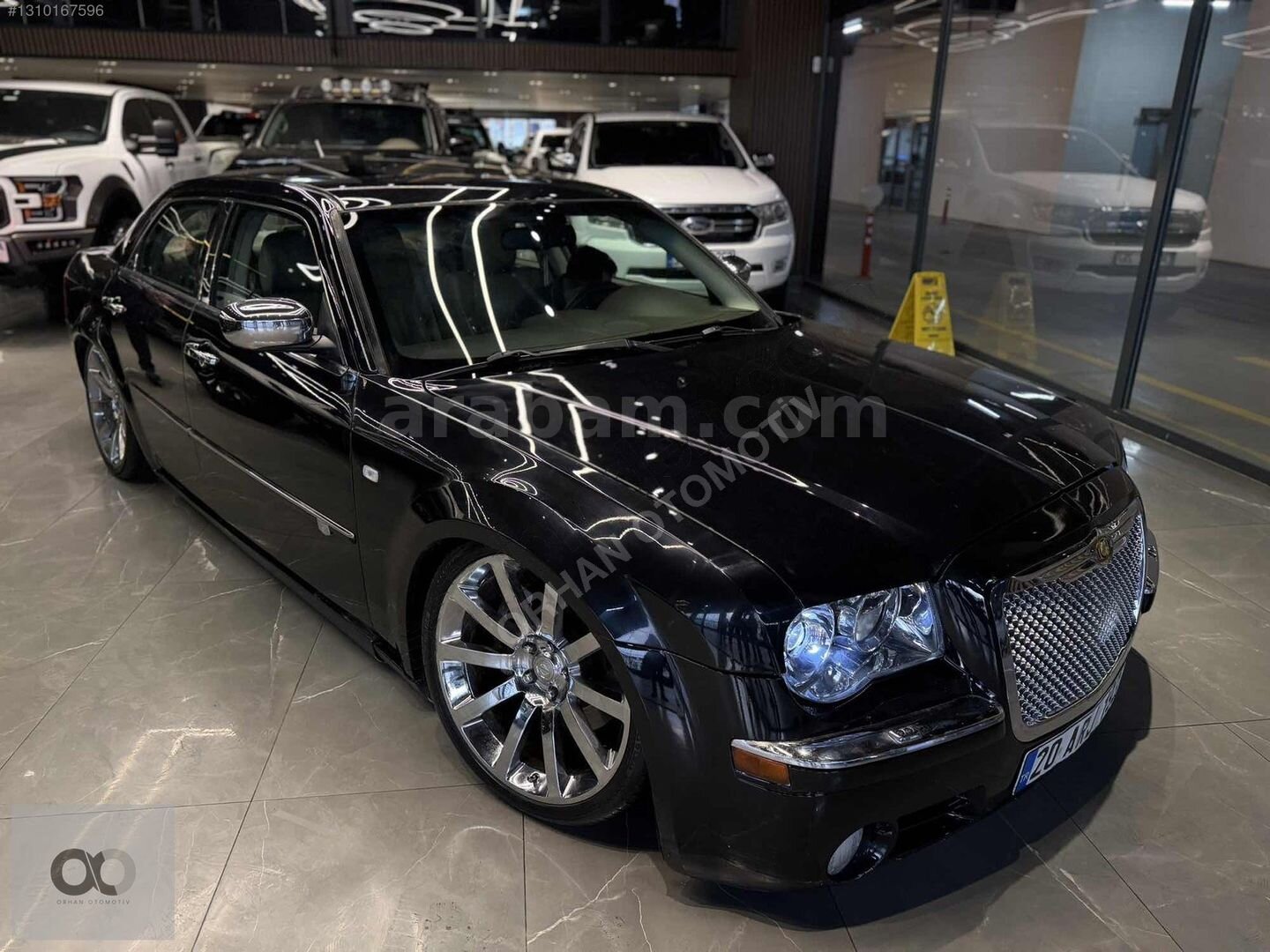 Galeriden Chrysler 300 C 3.0 CRD 2008 Model İstanbul 360.000 km Siyah 3