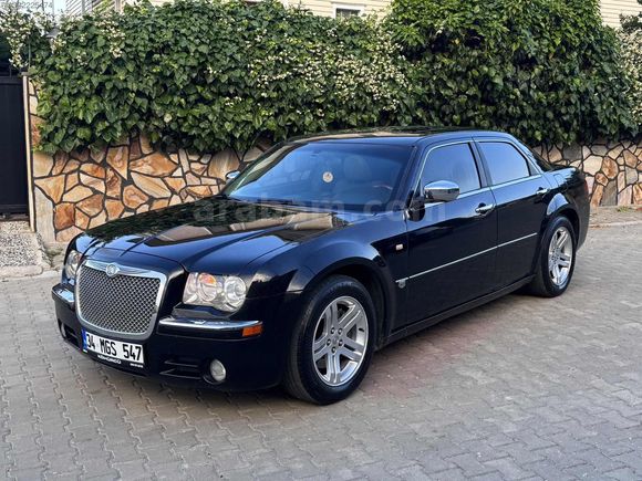 -KMR-DEĞİŞENSİZ PARÇA BOYALI OTOMATİK VİTES CHRYSLER 300C