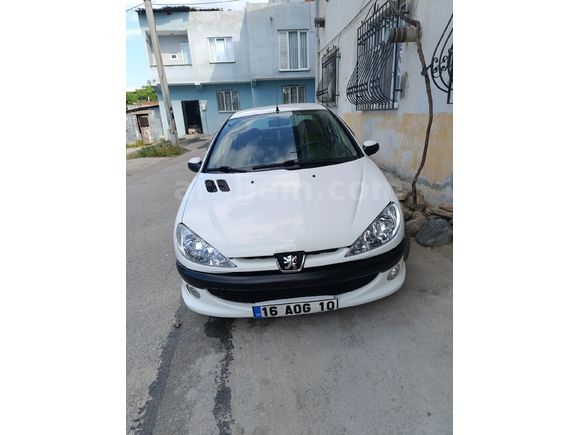 Sahibinden Peugeot 206 1.4 Comfort 2009 Model