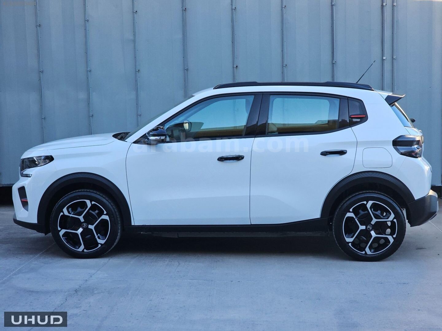 Galeriden Citroen e-C3 Plus 2025 Model İstanbul 17.000 km Beyaz 6
