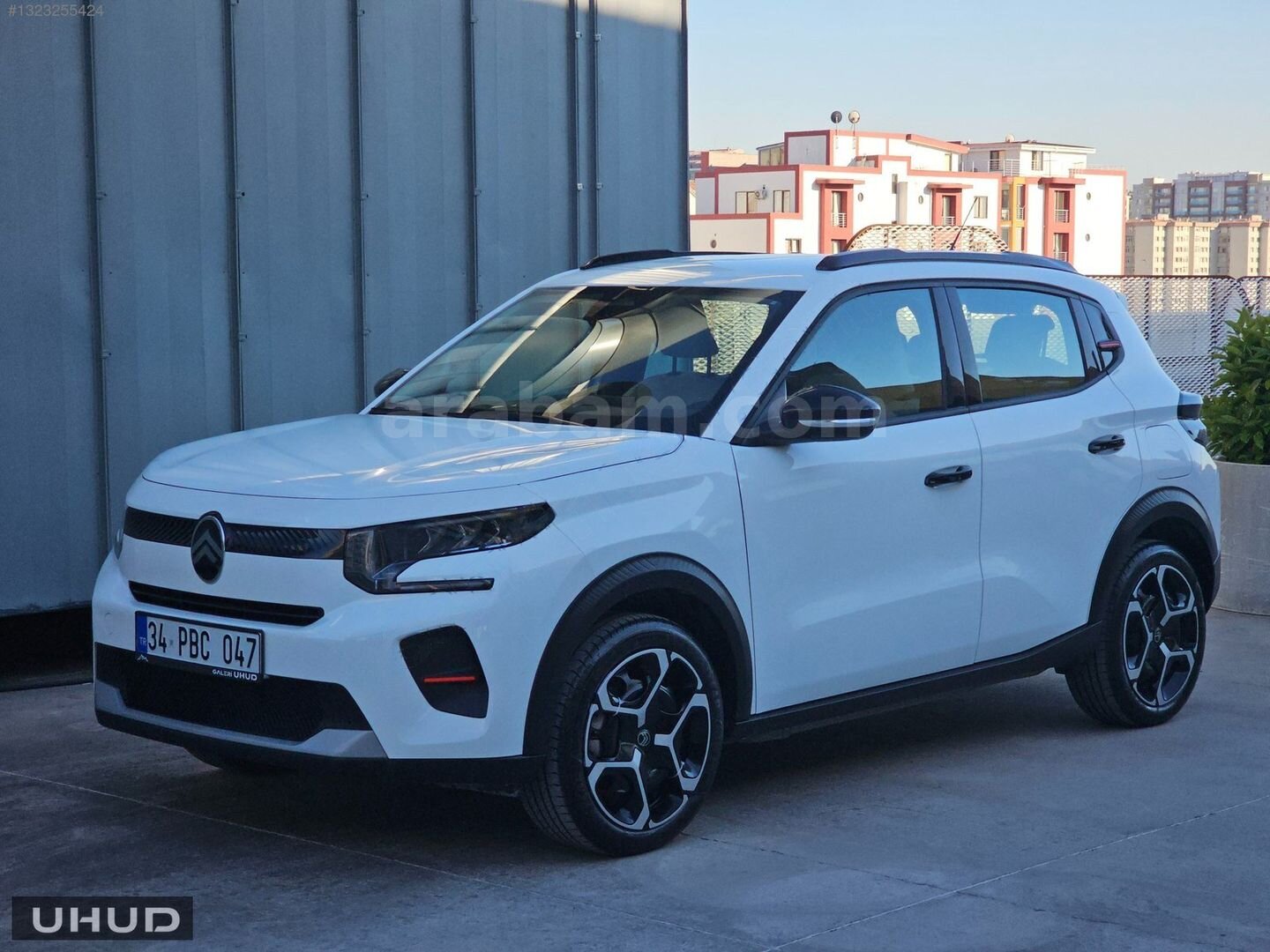 Galeriden Citroen e-C3 Plus 2025 Model İstanbul 17.000 km Beyaz 2