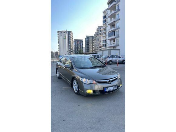 Sahibinden Honda Civic 1.6 Premium 2008 Model  332000 km Gri (titanyum)