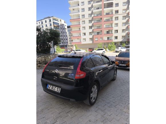 Sahibinden Cam tavanlı, boyasız  Citroen C4 1.6 HDi SX 2006 Model (Experli)
