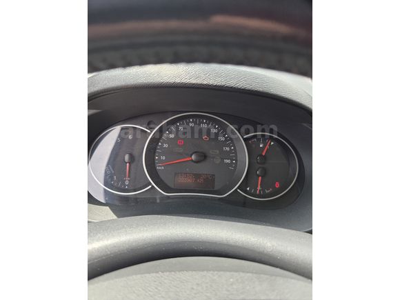 İLK SAHİBİNDEN HATASIZ BOYASIZ KANGOO 