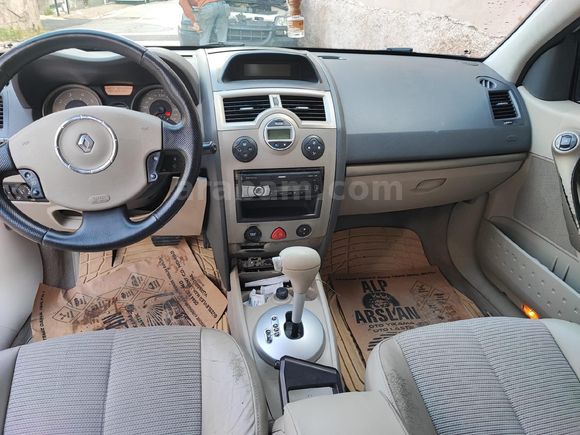 Sahibinden Renault Megane 1.6 Privilege 2006 Model