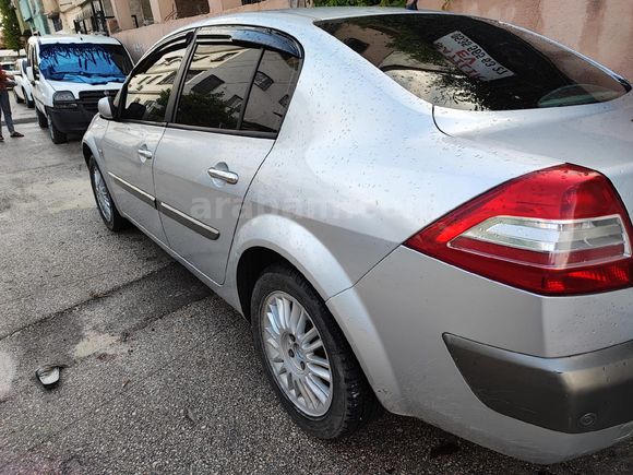 Sahibinden Renault Megane 1.6 Privilege 2006 Model
