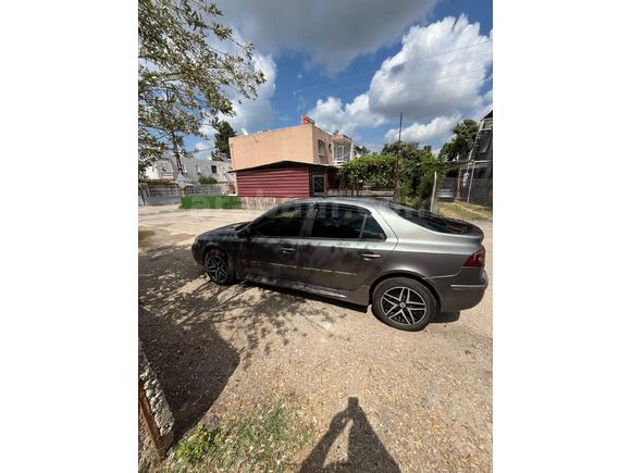 Sahibinden Renault Laguna 1.6 Expression 2006 Model