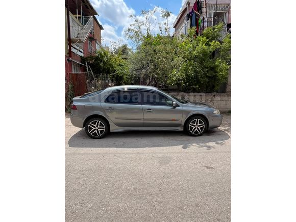 Sahibinden Renault Laguna 1.6 Expression 2006 Model