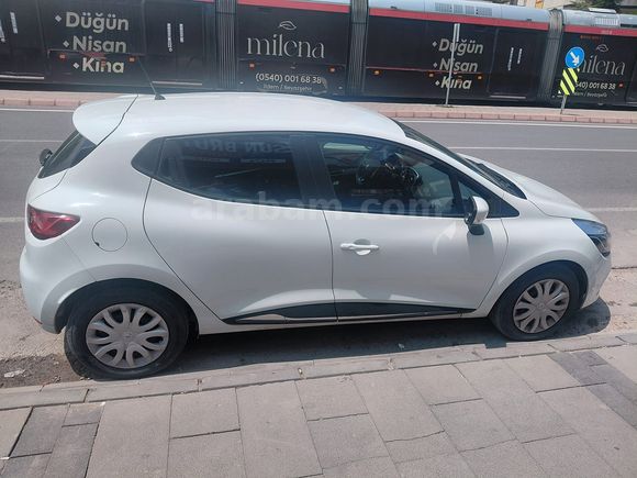 Sahibinden Renault Clio 0.9 TCe Touch 2020 Model 
