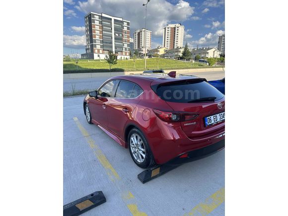 Sahibinden Mazda 3 1.5 SkyActive-G Reflex 2015 Model 