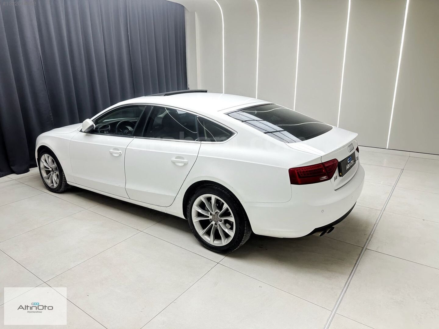 Galeriden Audi A5 Sportback 2.0 TDI Quattro 2012 Model Muğla 272.000 km Beyaz 7