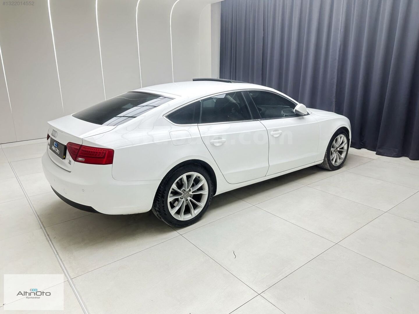 Galeriden Audi A5 Sportback 2.0 TDI Quattro 2012 Model Muğla 272.000 km Beyaz 6