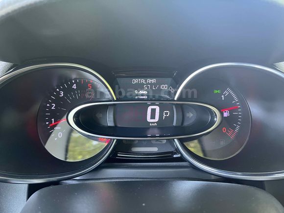 Sahibinden Renault Clio 1.5 dCi Touch 2017 Model  103.000 km Beyaz