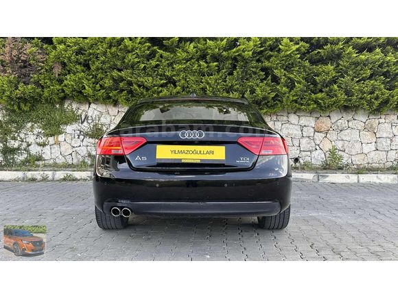 AUDİ A5 2.0 TDİ QUATRO SANRUFLU