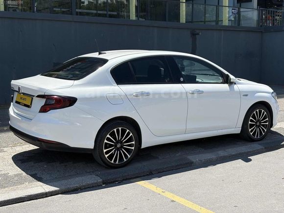2023 MODEL 1.6 OTOMATİK LOUNGE PLUS DOLULAR DOLUSU