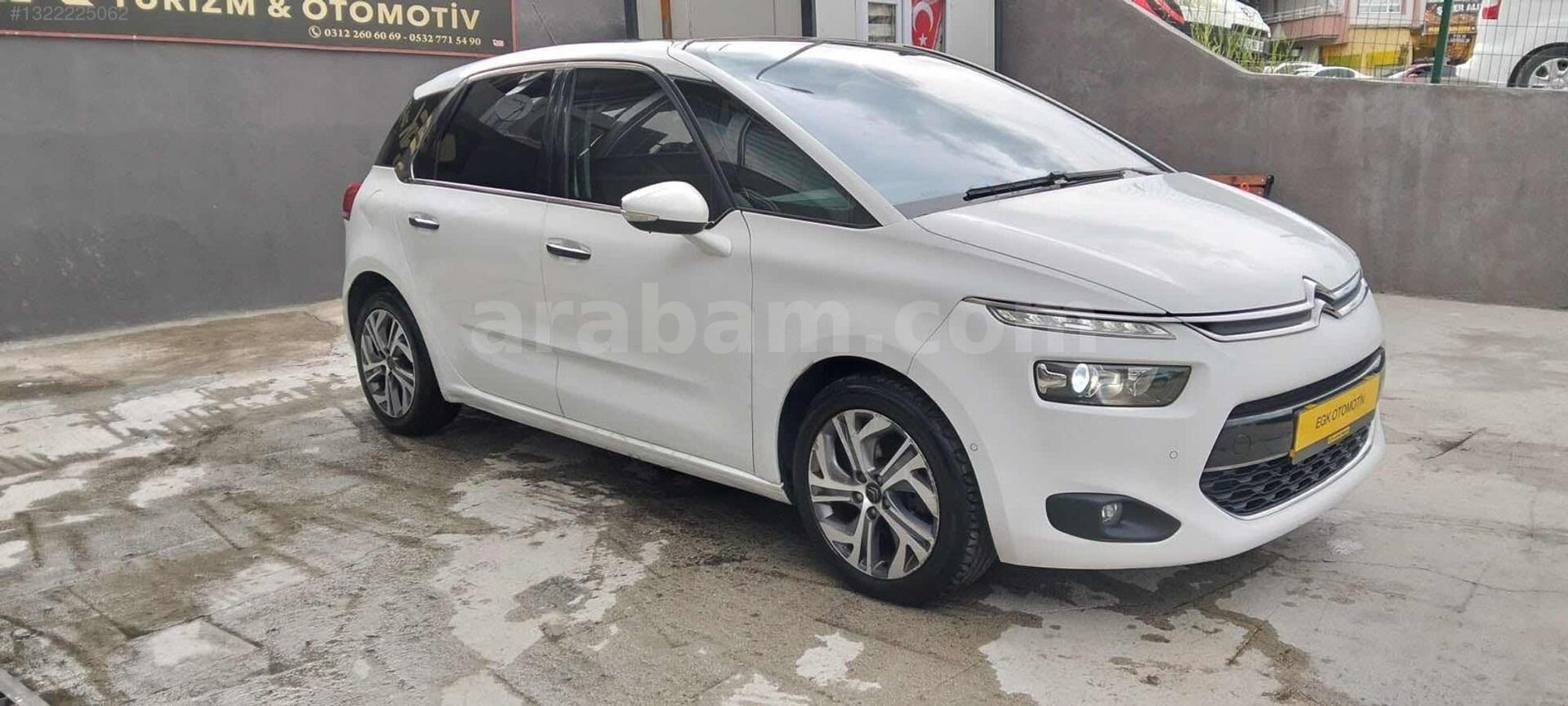 Galeriden Citroen C4 Picasso 1.6 e-HDi Intensive 2015 Model Ankara 76.000 km Beyaz 2