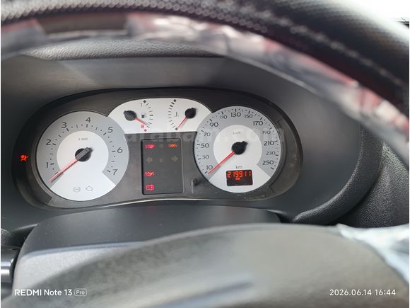 Sahibinden Renault Clio 1.4 Authentique 2008 Model