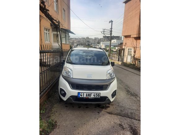 Sahibinden Fiat Fiorino Combi 1.4 Eko Premio 2022  Model 2023 çıkışlı