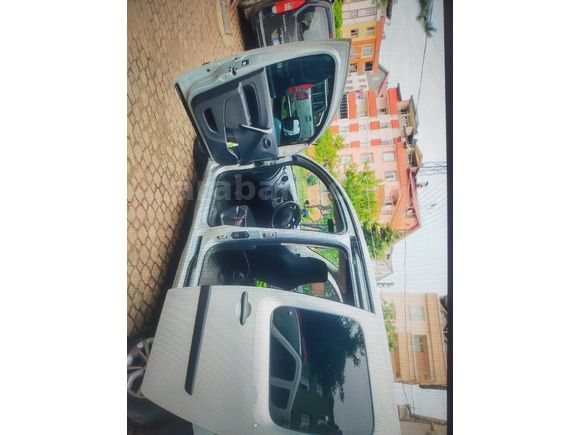 Sahibinden Renault Kangoo Multix 1.5 dCi Authentique 2011 Model