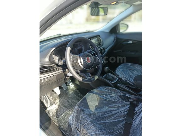 Hatasiz Egea cross 1.4 Fire Street 2023 Model