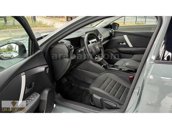 2025 CİTROËN eC4 X MAX