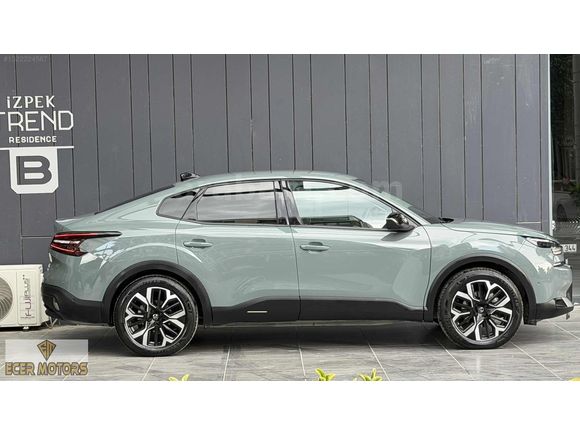 2025 CİTROËN eC4 X MAX