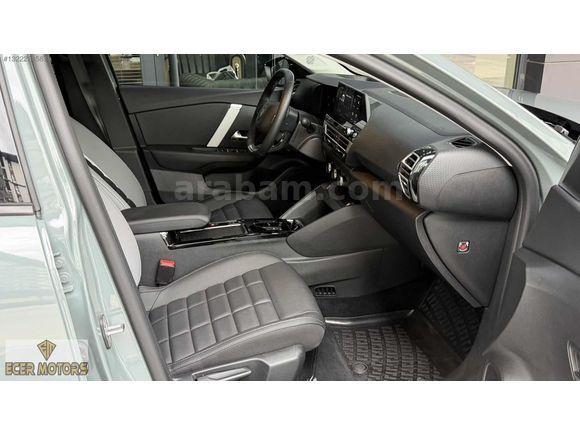 2025 CİTROËN eC4 X MAX