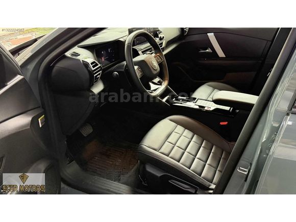 2025 CİTROËN eC4 X MAX