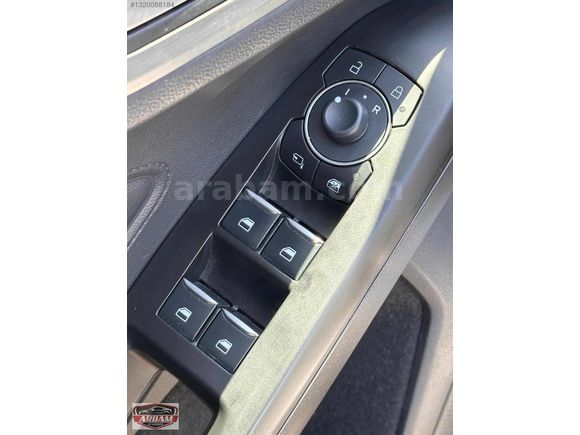 ARBAM`DAN*DÜŞÜK FAİZ*İLE*FORD*FOCUS*1,5ECOBLUE*TİTANİUM*71,456KM