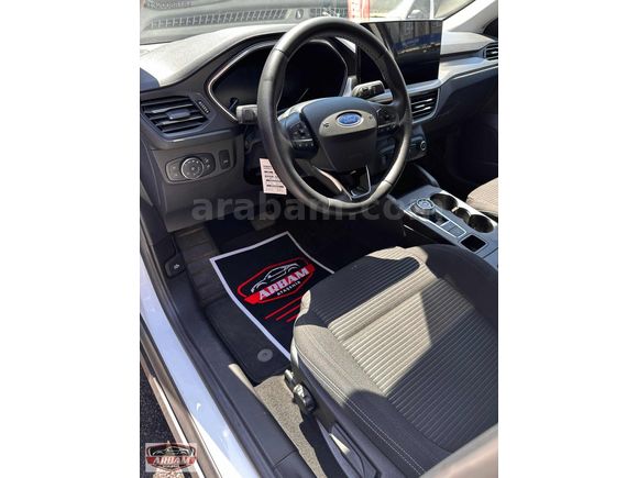 ARBAM`DAN*DÜŞÜK FAİZ*İLE*FORD*FOCUS*1,5ECOBLUE*TİTANİUM*71,456KM