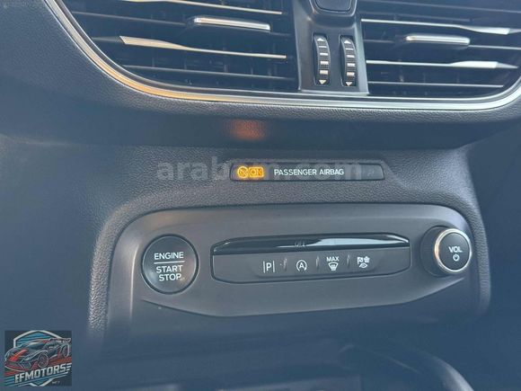 EF MOTORS-FORD-FOCUS-2024-1.5 ECOBLUE-TİTANİUM STİLL-HATASIZ