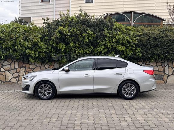 -KMR-2024 HATASIZ DÜŞÜK KM DİZEL OTOMATİK TİTANİUM FOCUS