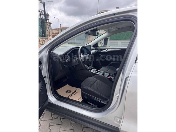 -KMR-2024 HATASIZ DÜŞÜK KM DİZEL OTOMATİK TİTANİUM FOCUS