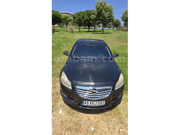 Sahibinden Opel Insignia 2.0 CDTI Edition Elegance 2012 Model  252.000 km Siyah