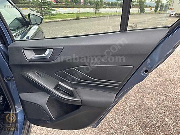 2025 FORD FOCUS 1.5 ECOBLUE TİTANİUM STİL - BOYASIZ - 10.000 KM