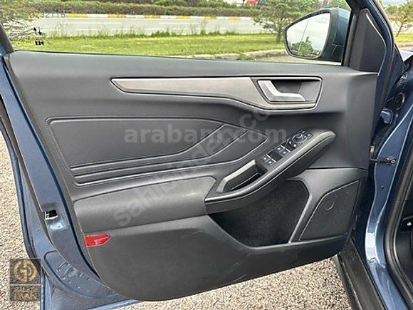 2025 FORD FOCUS 1.5 ECOBLUE TİTANİUM STİL - BOYASIZ - 10.000 KM