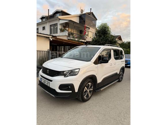 Sahibinden Peugeot Rifter 1.5 BlueHDI GT 2023 Model 