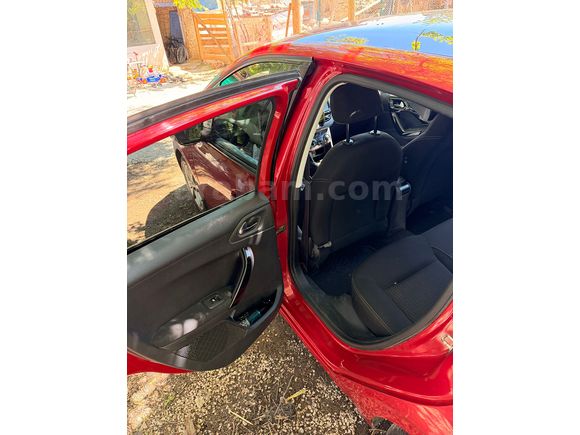 Sahibinden Peugeot 208 1.2 PureTech Active 2017 Model 