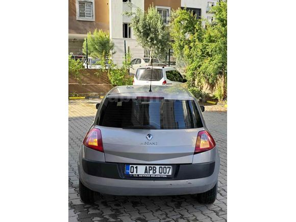 Sahibinden Renault Megane 1.4 Authentique 2004 Model 