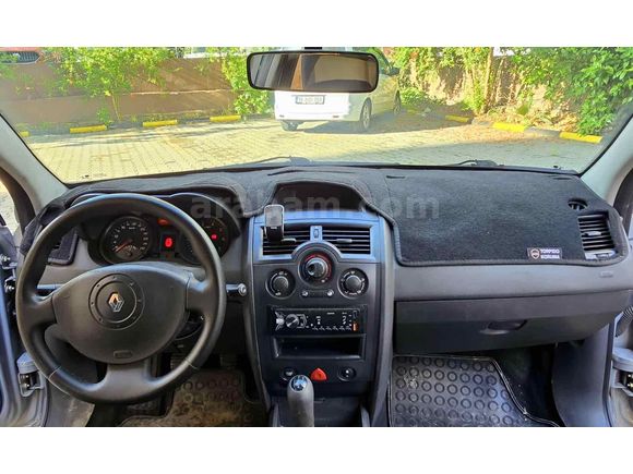 Sahibinden Renault Megane 1.4 Authentique 2004 Model 