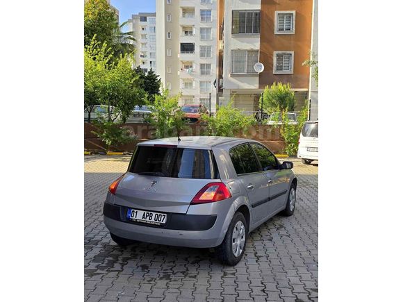 Sahibinden Renault Megane 1.4 Authentique 2004 Model 