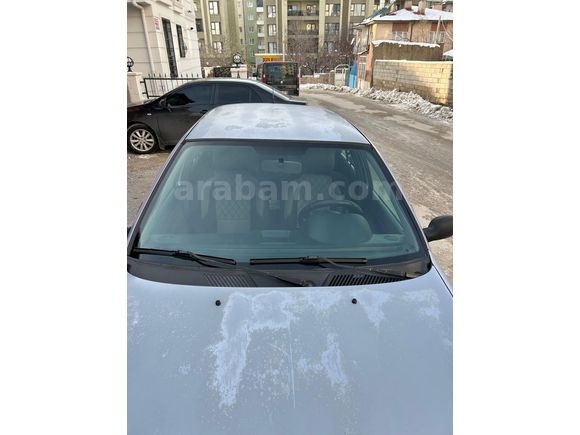 Sahibinden Renault Clio 1.2 Authentique 2004 Model Van 218.000 km Gri